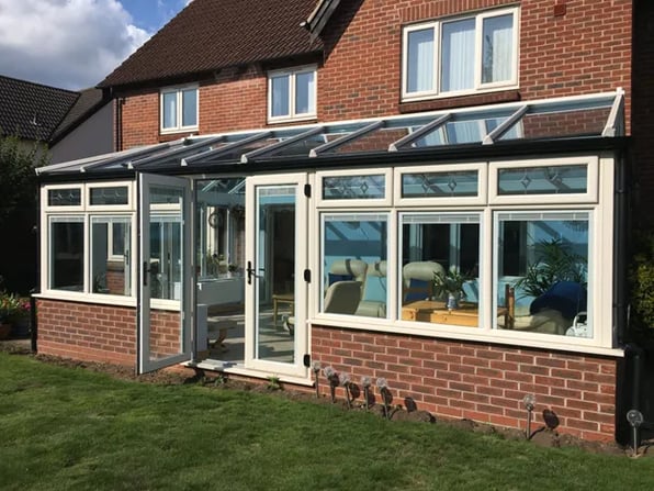 signs-you-need-to-replace-your-conservatory-roof