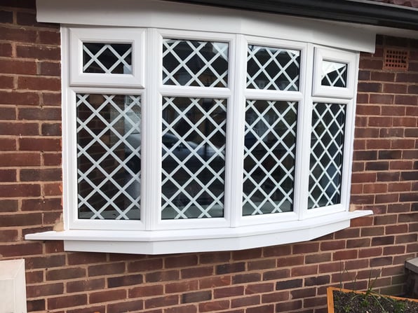 A close up of windows to show whether they should be kept open or closed during a heatwave